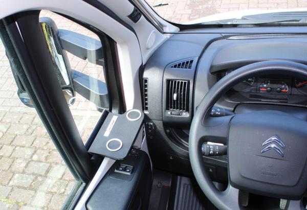 Fahrertürablage im Wohnmobil
