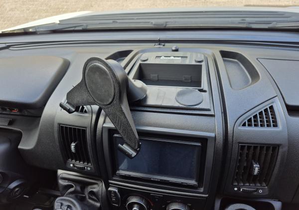 Tablet Halterung für Wohnmobile