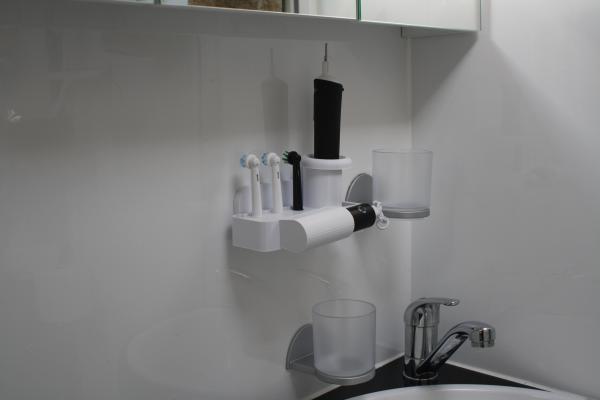 Halter für die elektrische Zahnbürste